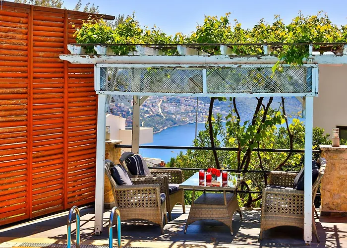 Sea-view With Private Pool *