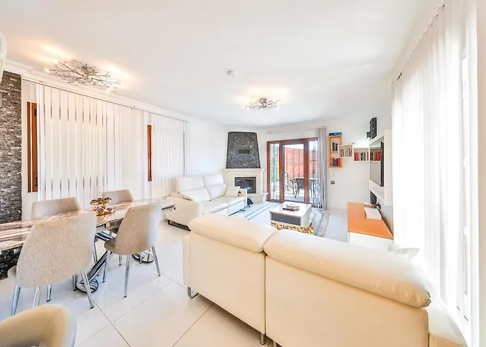 Sea-view With Private Pool *